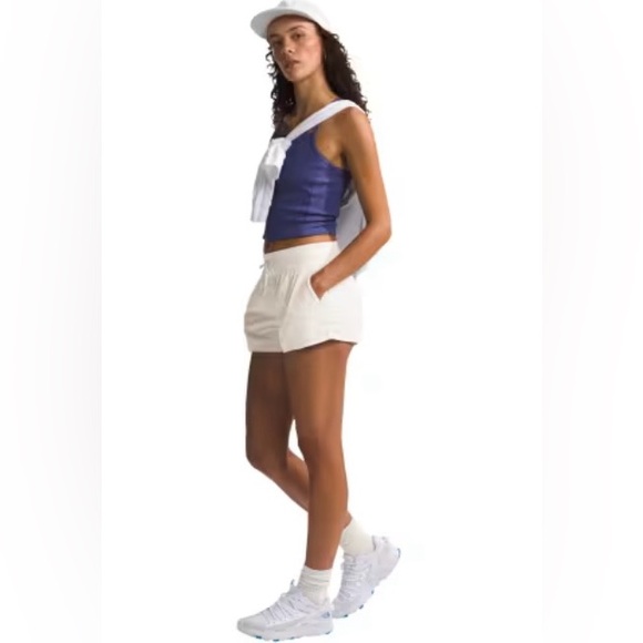 The North Face Women’s Aphrodite Shorts Size 2X White Dune New - Picture 1 of 15